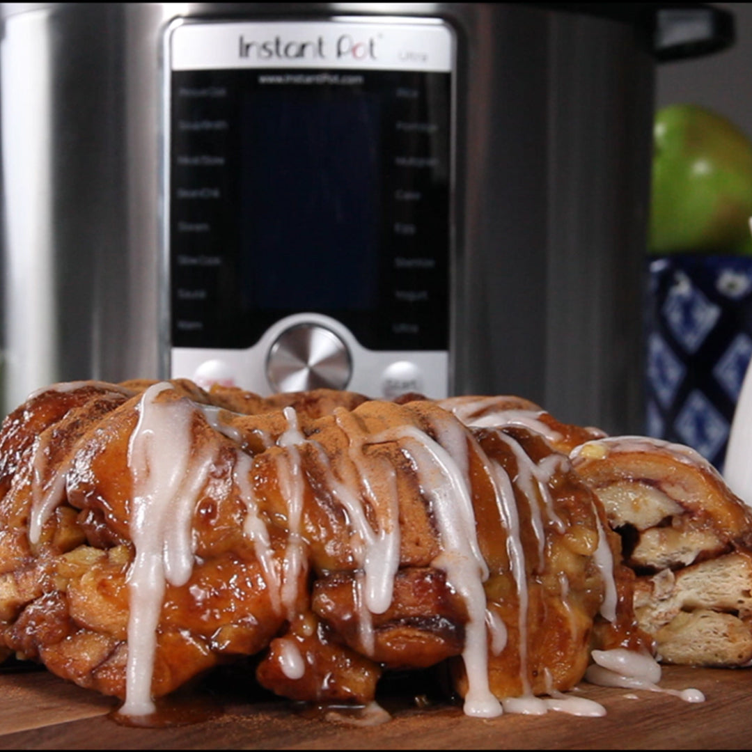 Caramel Apple Monkey Bread