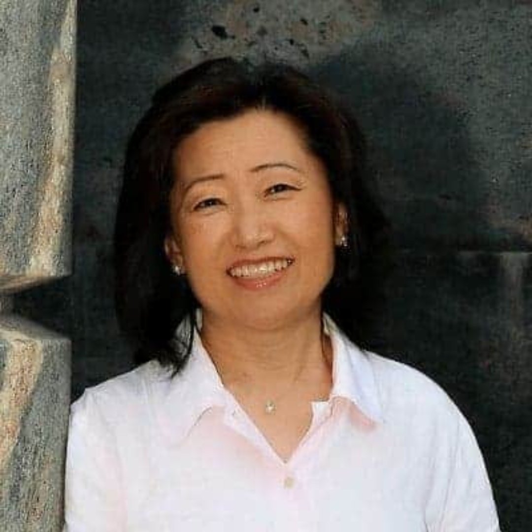 Dr. Karen Lee