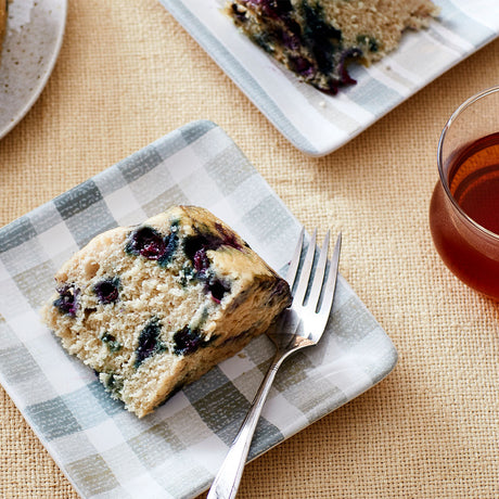 Blueberry Pancake-Mix Cake