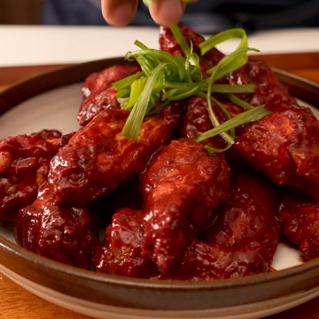 Cranberry Sriracha Wings