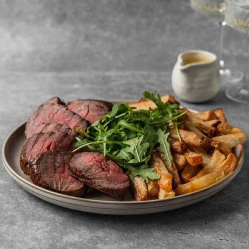 Date Steak Dinner With Chunky Chips and Bearnaise