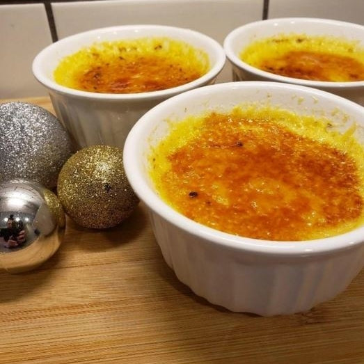 Eggnog Crème Brulee
