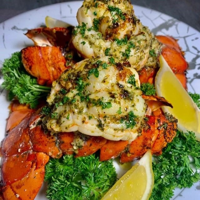 Easy and Fast Broiled Lobster Tails