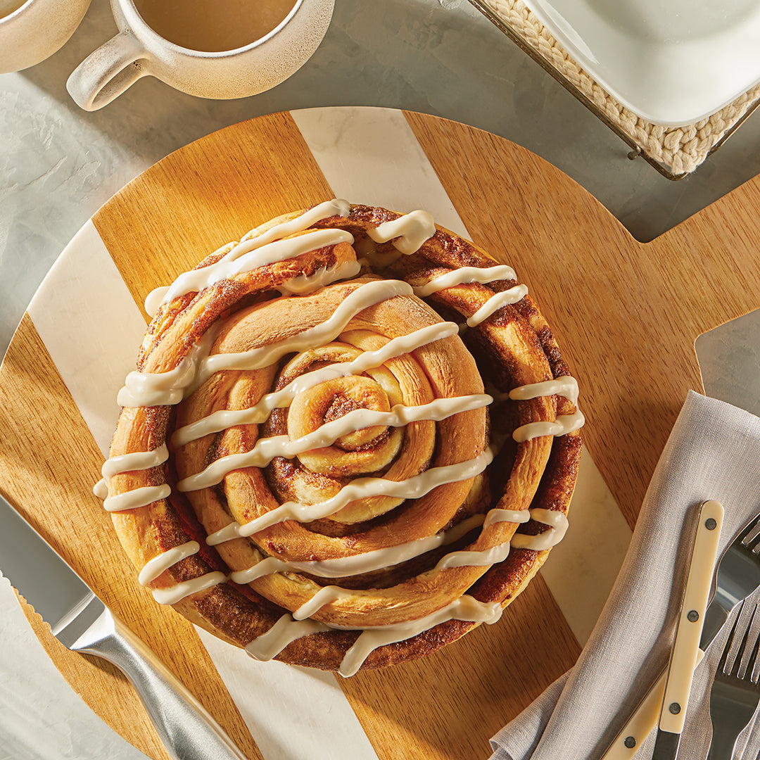 Omni 18L Family - Cinnamon Roll Cake
