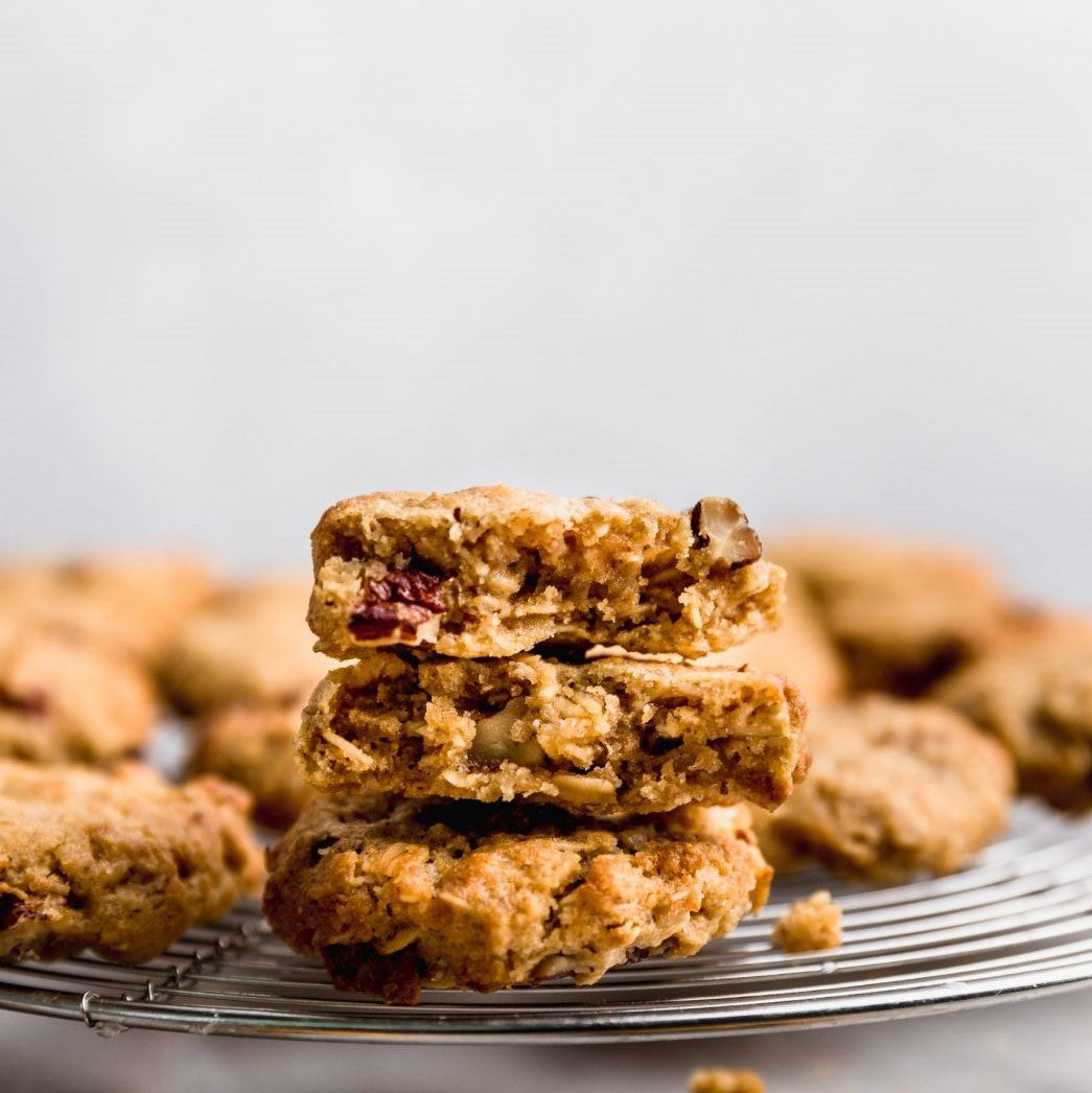 Christmas Oatmeal Cookies   