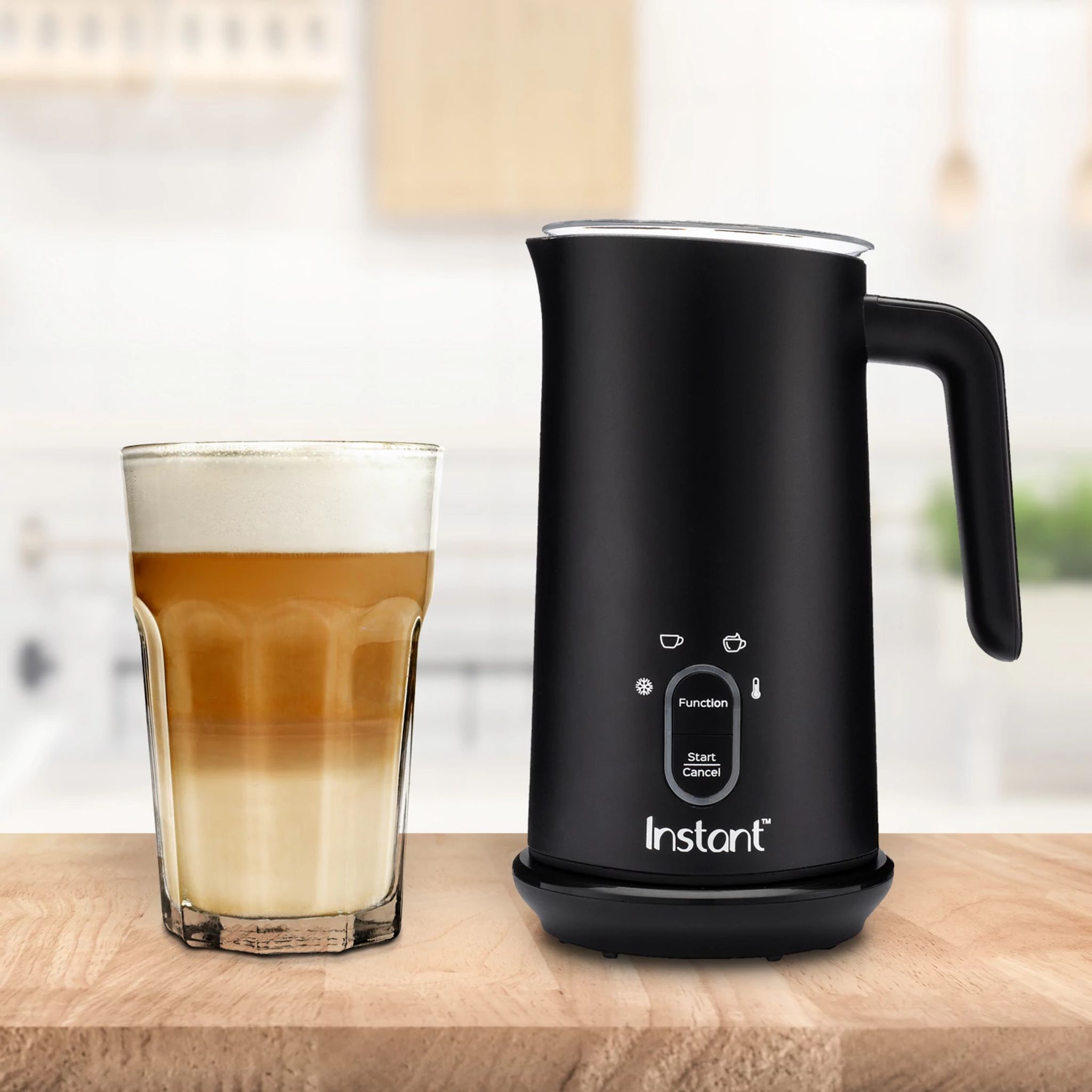 Coffee maker with milk frother clearance